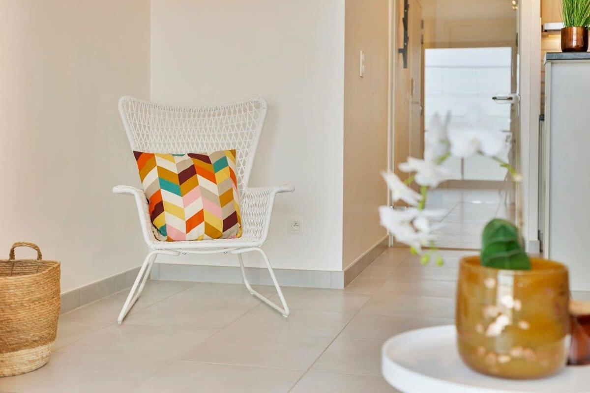 Huswell - Cosy Apartment With Amazing Beach View Oostende Exteriör bild